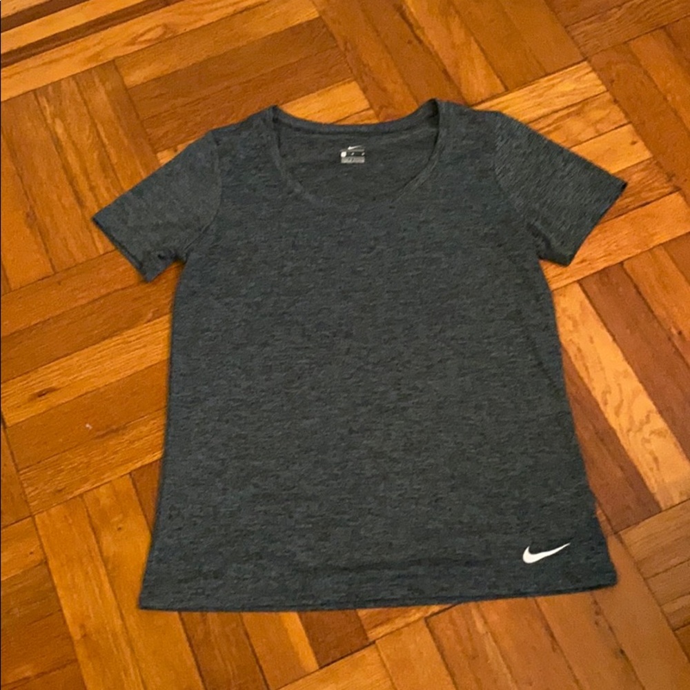 Nike Dri-Fit shirt Women’s
